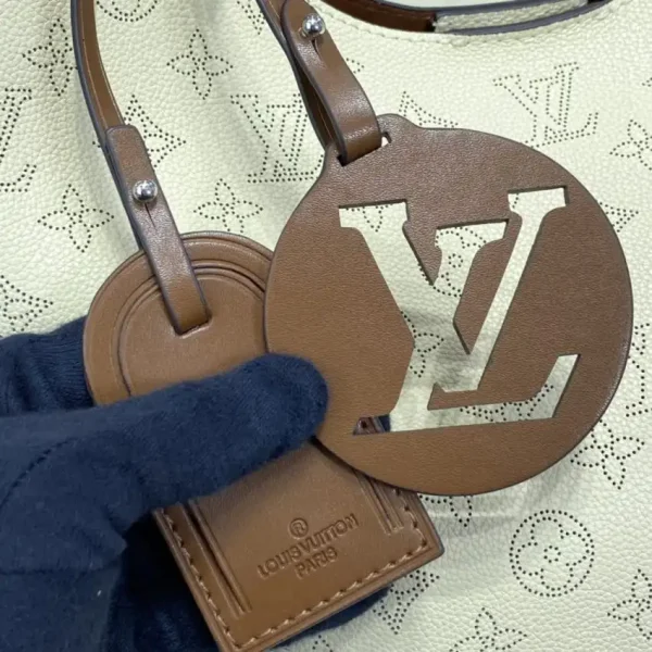 Louis Vuitton Carmel White - Image 7