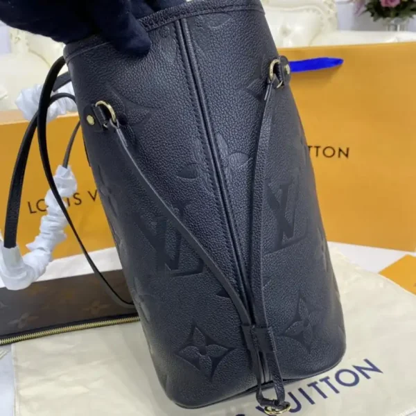 Louis Vuitton Neverfull MM Full Black - Image 6