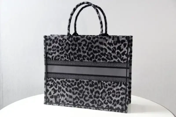 Dior Tote Book Leopard Grey - Image 8