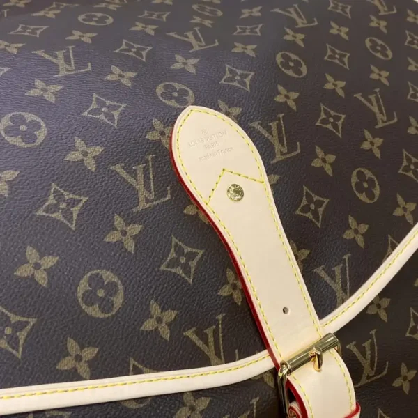 Louis Vuitton Hunting Bag - Image 3