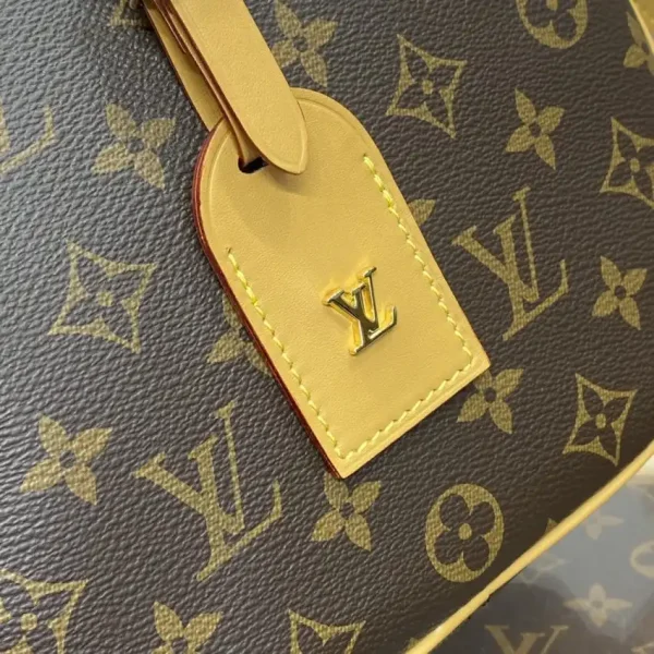 Louis Vuitton Boite Chapeau - Image 5