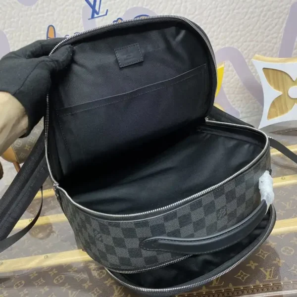 Louis Vuitton Avenue Backpack Grid - Image 3