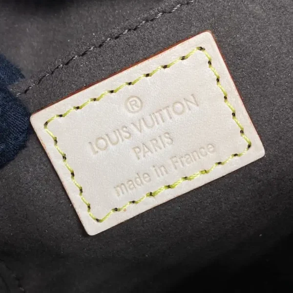 Louis Vuitton Just In Case - Image 4
