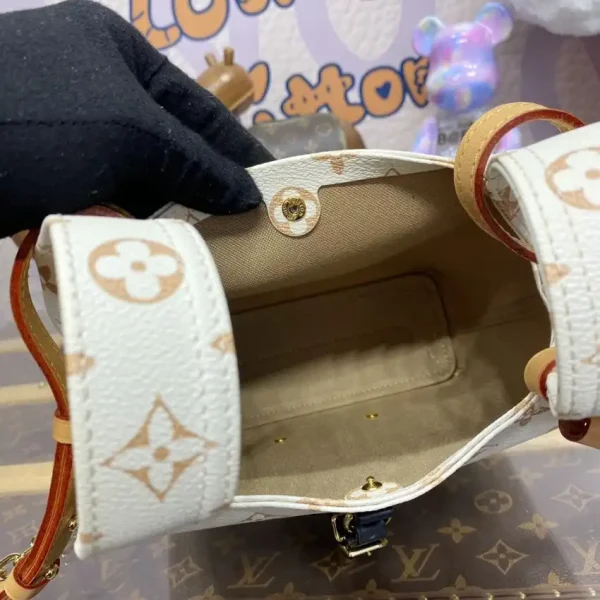 Louis Vuitton Atlantis White - Image 6