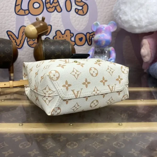 Louis Vuitton Atlantis White - Image 9