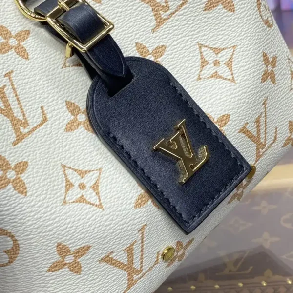 Louis Vuitton Atlantis White - Image 12