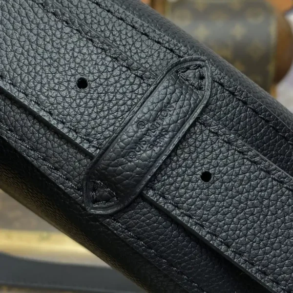Louis Vuitton Bumbag Low Key Black - Image 11
