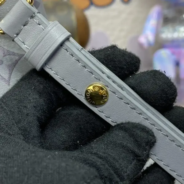 Louis Vuitton NeoNoe BB Silver - Image 2