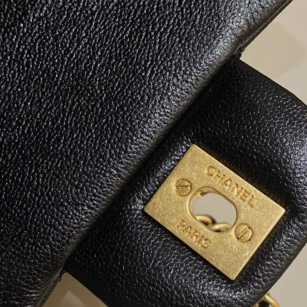 CHANEL CF Handle Black - Image 3