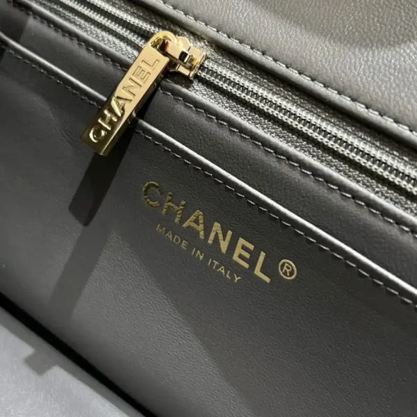CHANEL CF 20 cm With Handle Beige - Image 7