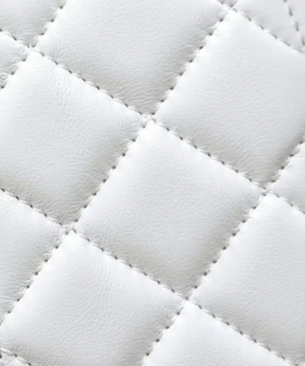 CHANEL CF 20 cm Handle White - Image 5