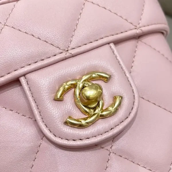 CHANEL Tweed Handle Crush Small Pink - Image 7