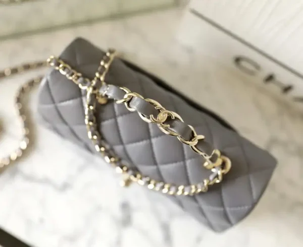 CHANEL CF 20 cm Handle Beige - Image 7