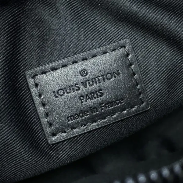 Louis Vuitton Alpha Messenger Black Canvas - Image 9
