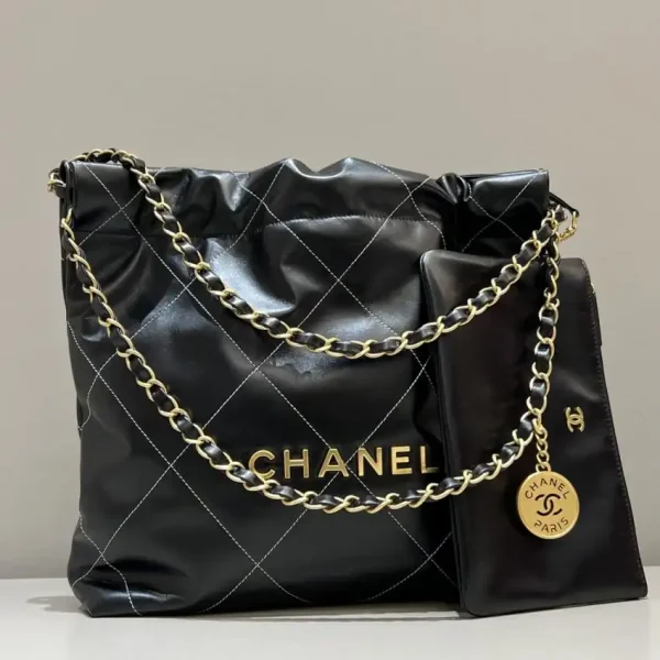 CHANEL 22  Medium Handbag Black - Image 2