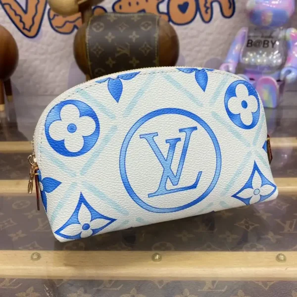 Louis Vuitton Pochette Cosmétique Blue - Image 5