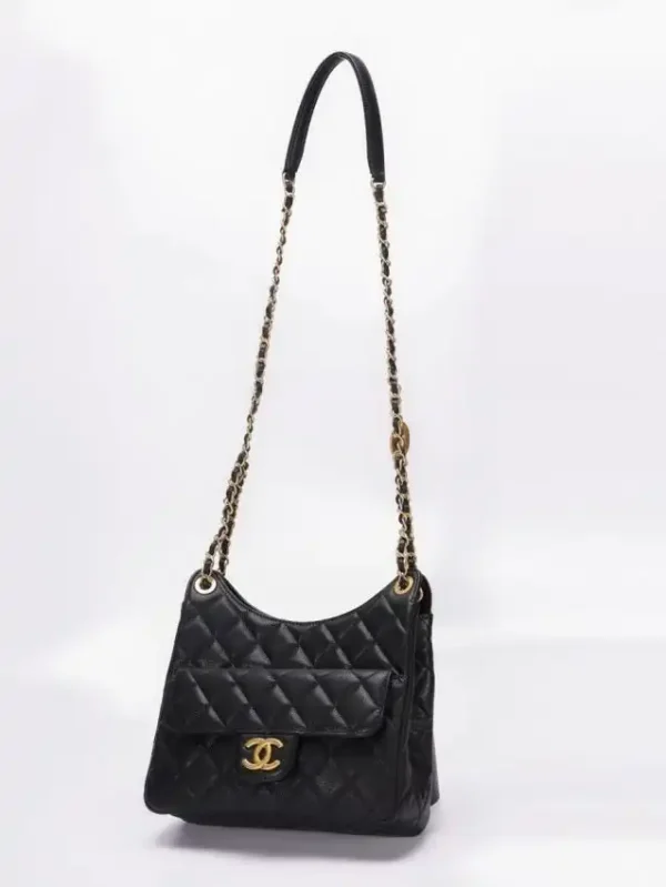 CHANEL Hobo Medium Black - Image 5