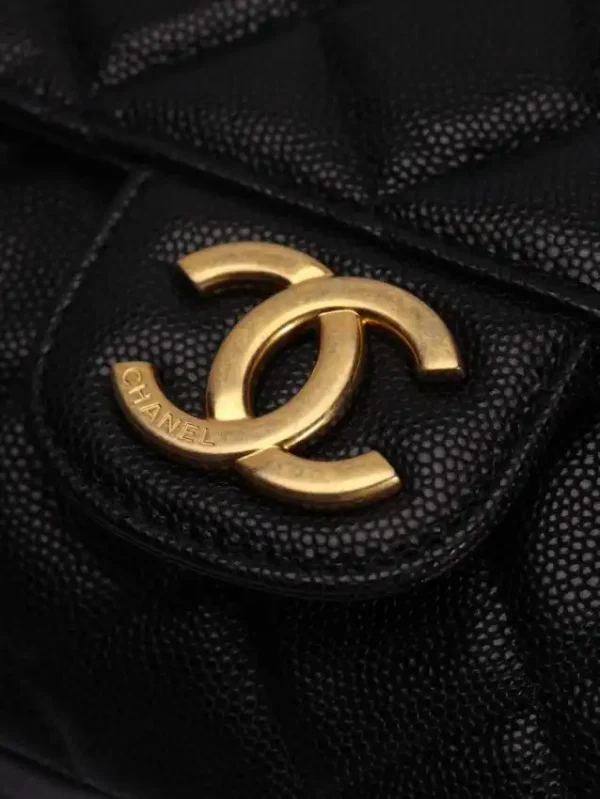 CHANEL Hobo Medium Black - Image 8