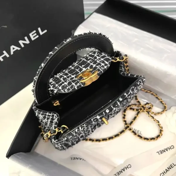 CHANEL 23k Kelly Wool - Image 7