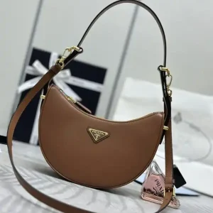 Prada  Arque Caramel