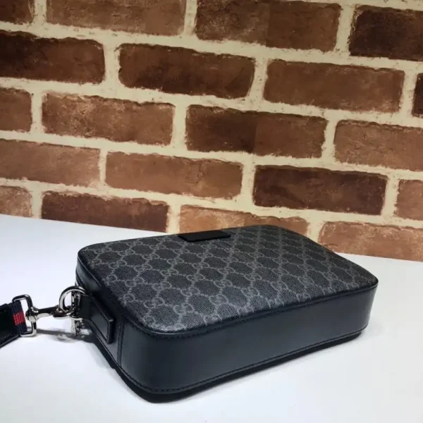 Gucci Men’s Clutch Black - Image 4