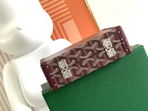 Goyard Minaudière Trunk Bag Bordeaux - Image 3