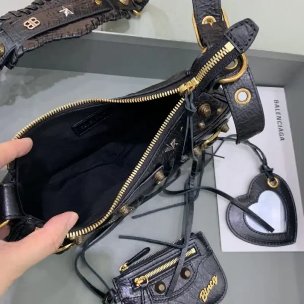 Balenciaga Le Cagole Black - Image 7