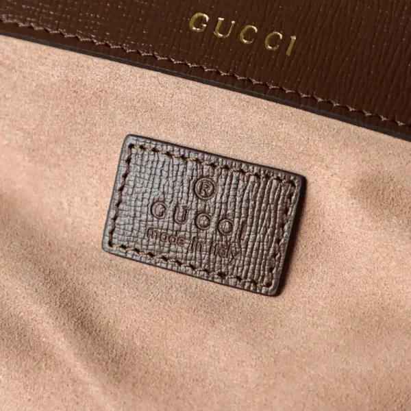Gucci      Baguette Bag - Image 6