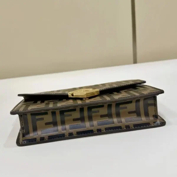 Fendi Baguette Wallet on Chain - Image 5