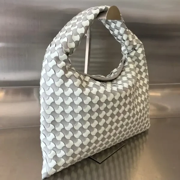 Bottega Veneta Hop Wave - Image 2