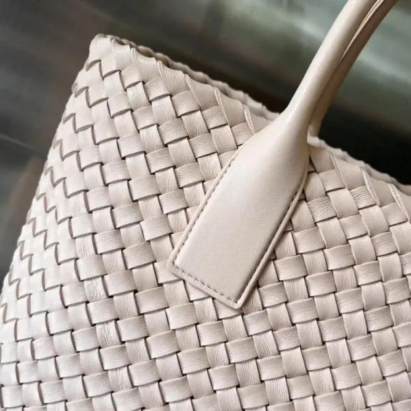 Bottega Veneta  Cabat Tote Pink - Image 5