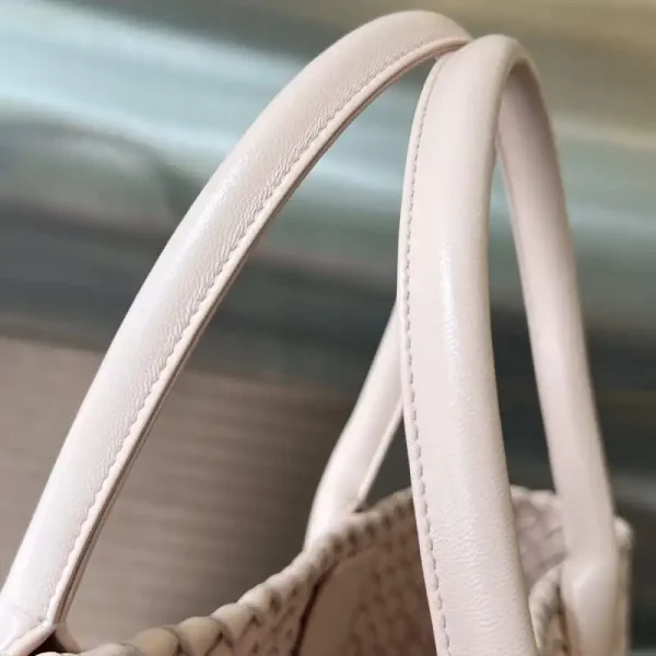 Bottega Veneta  Cabat Tote Pink - Image 6