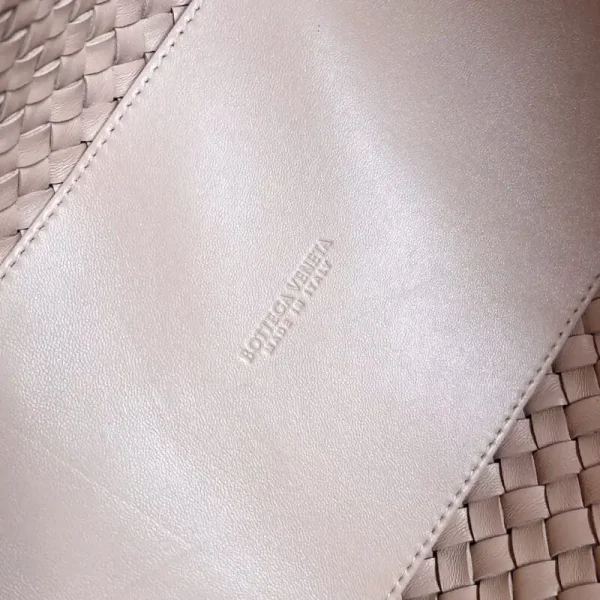 Bottega Veneta  Cabat Tote Pink - Image 9