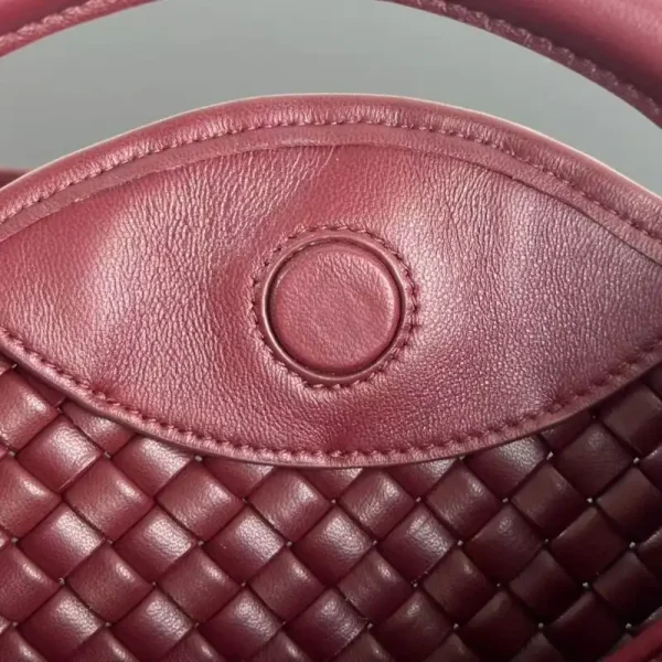 Bottega Veneta  Mini Cobble - Image 8