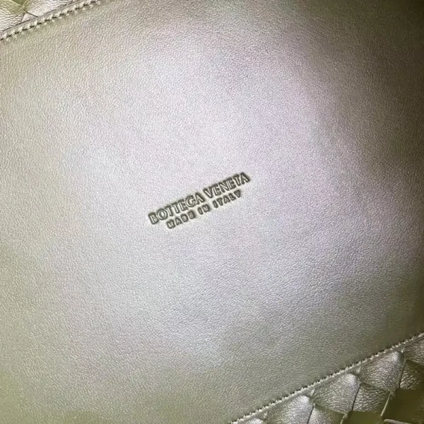 Bottega Veneta Parachute Large - Image 10