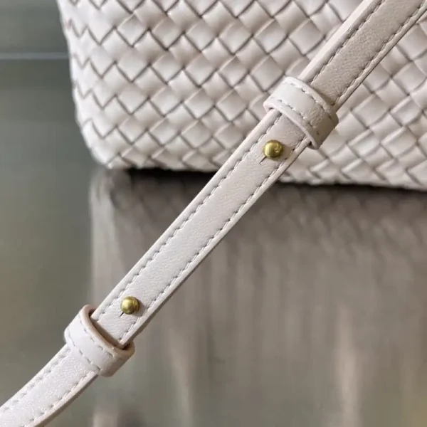 Bottega Veneta  Cabat Tote Pink - Image 11