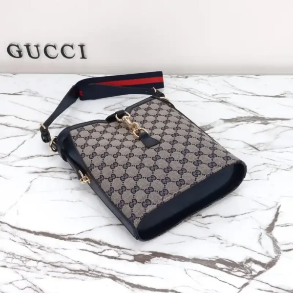 Gucci   Medium Bucket Blue - Image 8