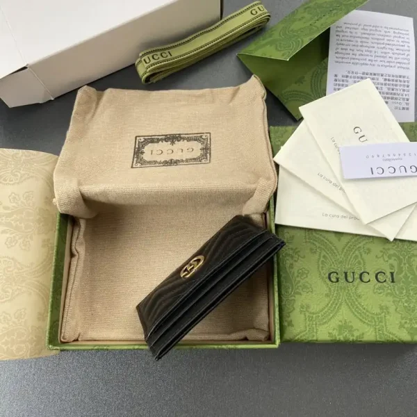 Gucci  Marmont Card Holder Black - Image 7