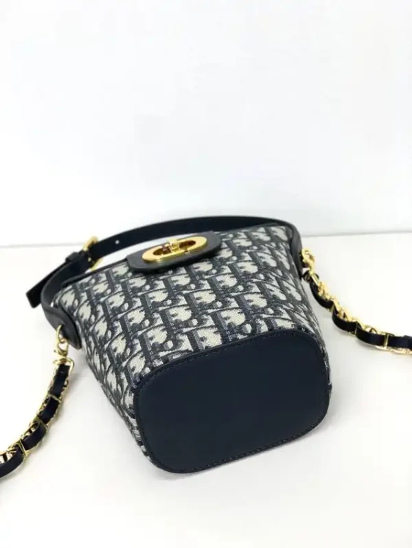 Dior 30 Montaigne Amber Chain - Image 5