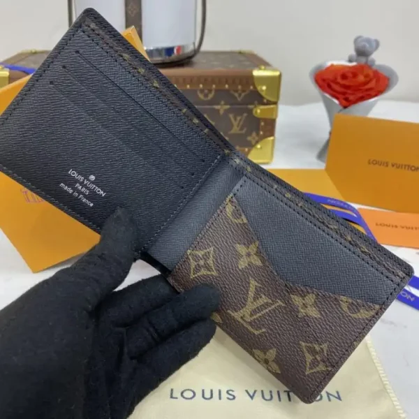 Louis Vuitton Multiple Wallet - Image 5