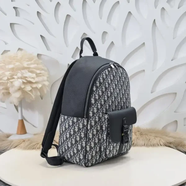 Dior Saddle Zip Backpack - Image 6