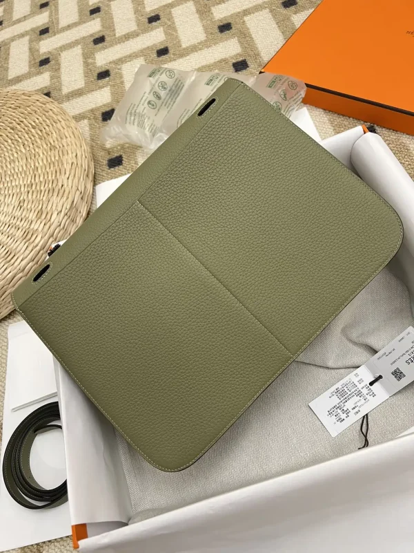 Hermes Halzan  Green - Image 9