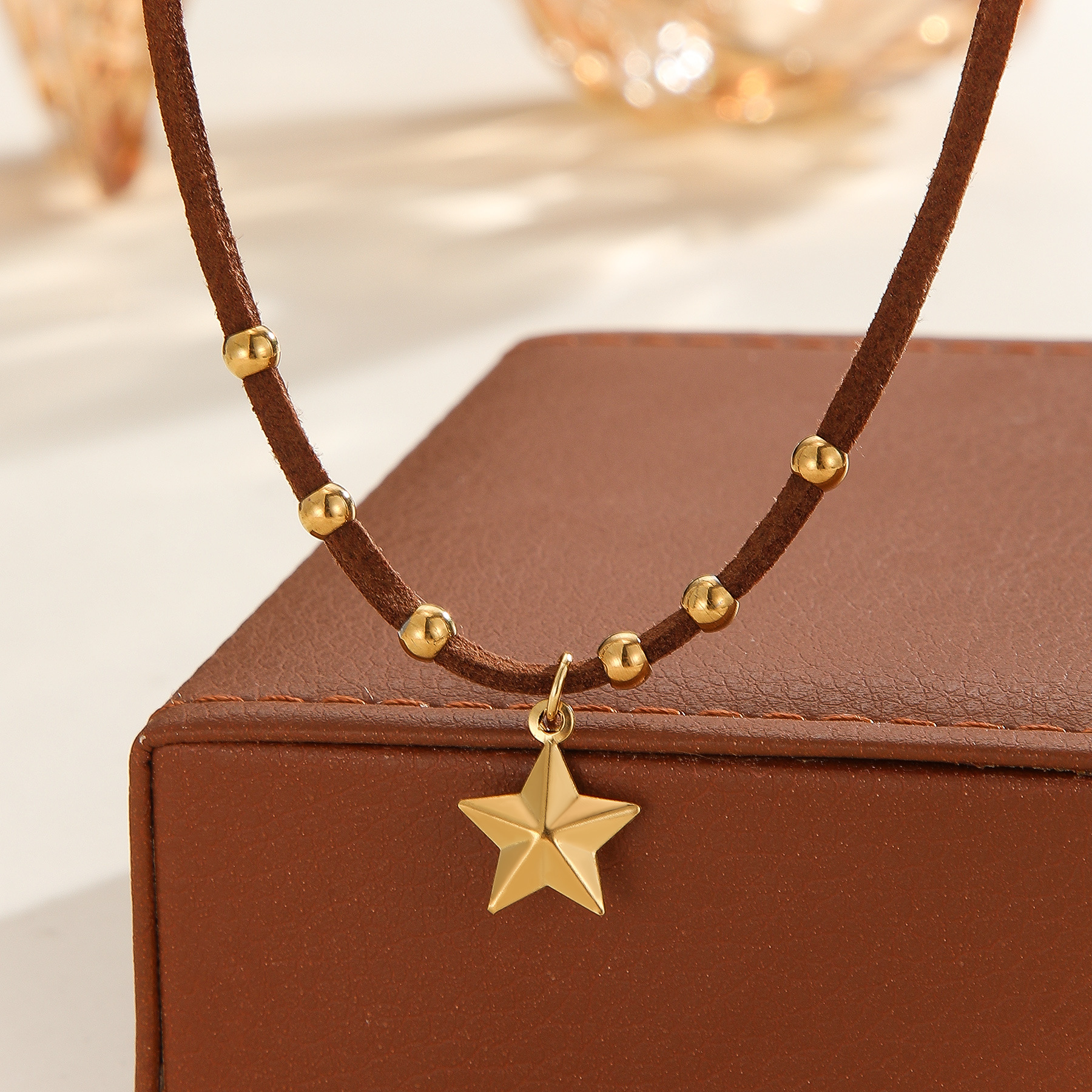 Retro style leather rope round beads Maillard necklace light luxury trendy design five-pointed star pendant sweater chain - Image 8